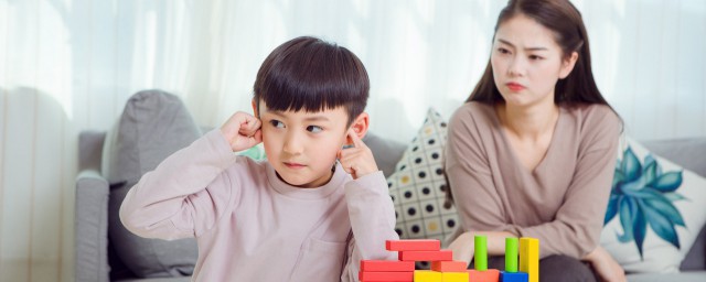 同学辱骂我家孩子怎么办 同学辱骂孩子如何处理