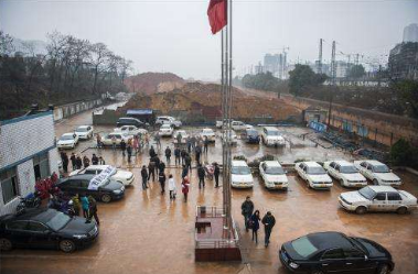 下雨天驾校可以练车吗 下雨天练车注意事项