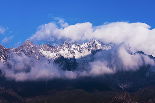 玉龙雪山位于哪个市,玉龙雪山在哪个省哪个市