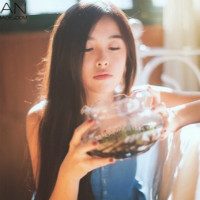 小清新女生qq图片素材 没有翅膀就不可以留恋著天空