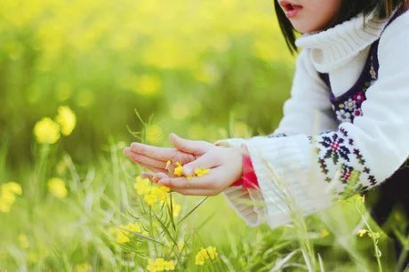 晚安心语：真正的痛苦是没有人替你分担，怎么走出阴影只有靠自己