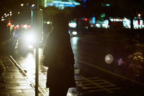 雨夜的心痛句子